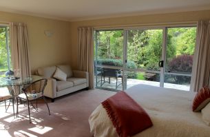 CatlinsCountryRetreat1